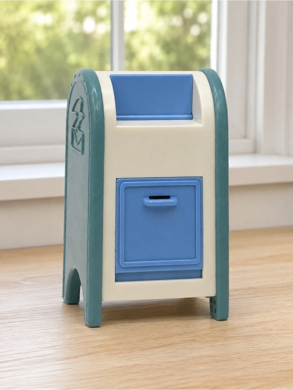 Vintage Fisher-Price Loving Family Dollhouse White-Blue Mailbox Postal Box 4”
